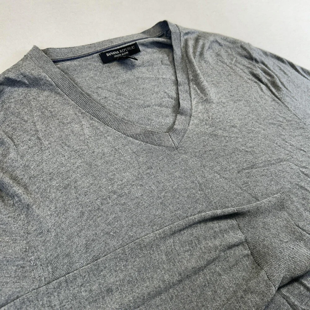 Banana Republic Sweater Mens Large Gray Silk Cotton Cashmere V Neck Pullover